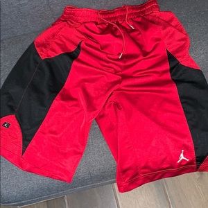 Jordan’s men’s basketball short size small